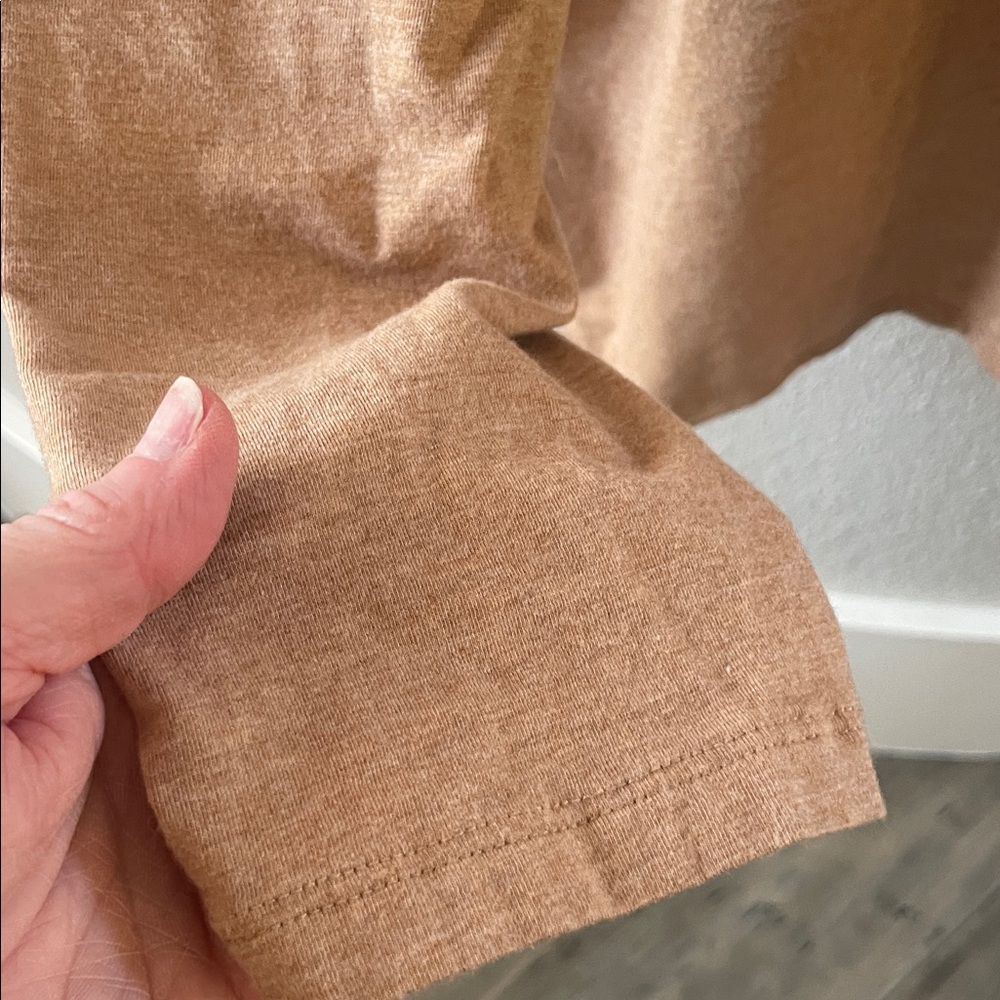 Lands End Camel lightweight Turtleneck - Picture 3 of 5